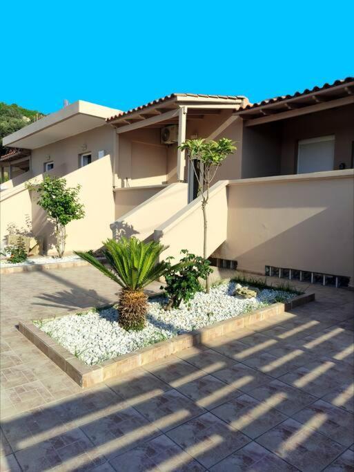 #4 Giorgos & Chara Apartments Nea Kydonia  Exterior photo